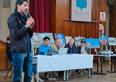 FUEL-ART, muestra de Arte y charla a cargo de Mauricio “Damon” Gallardo, en la EEST N°15 “Fundación Fangio”